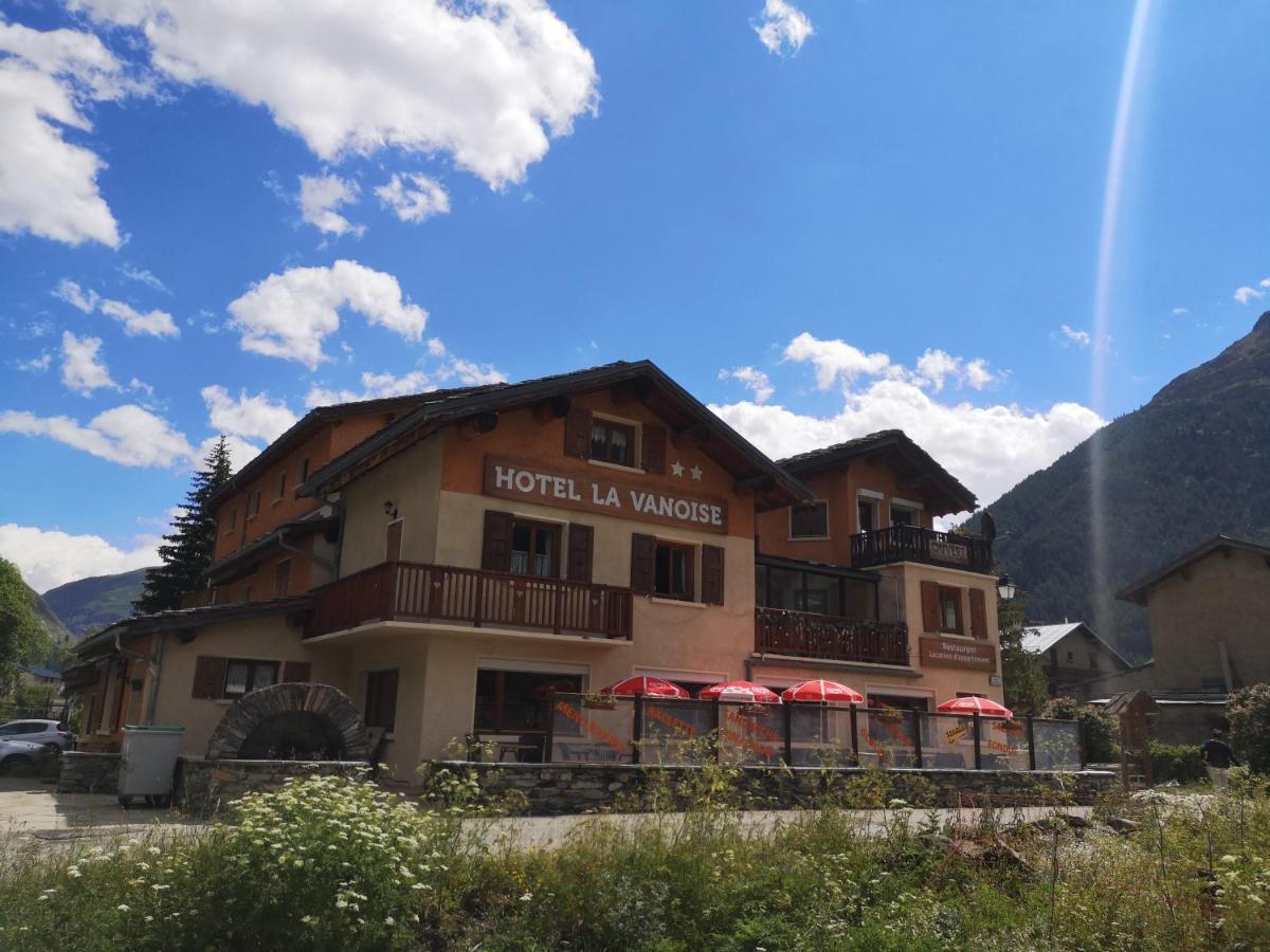 Hotel La Vanoise เบส์ซองส์ ภายนอก รูปภาพ