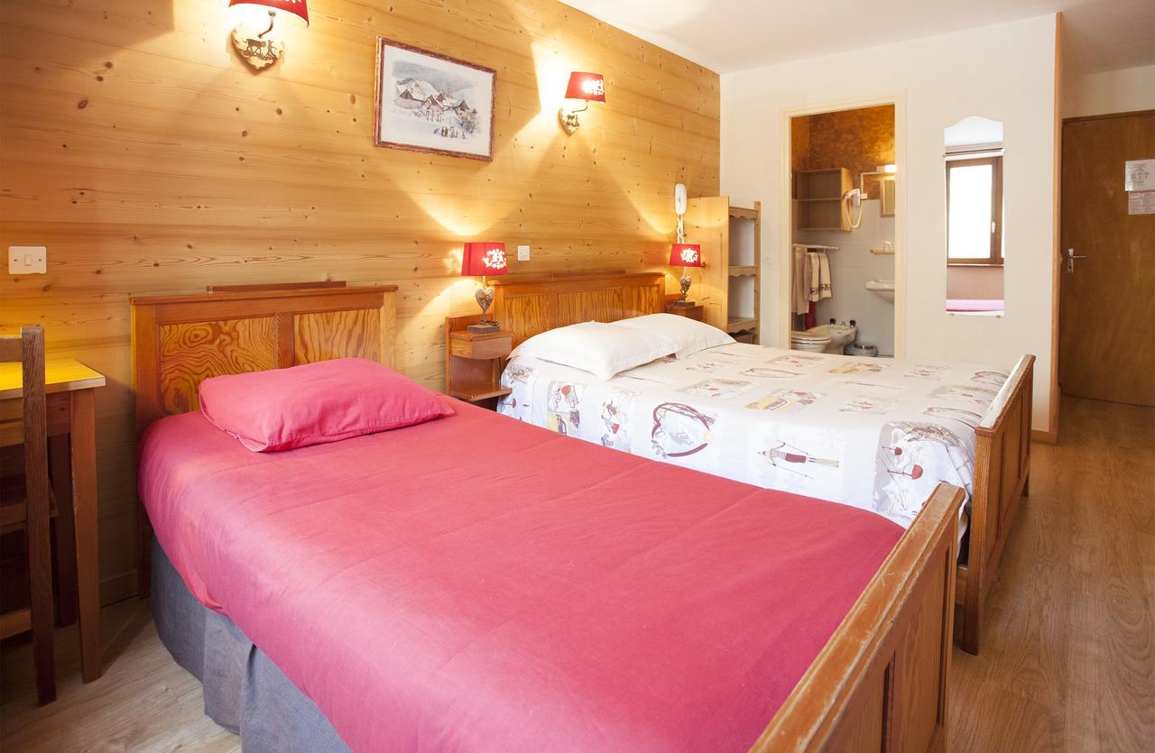 Hotel La Vanoise เบส์ซองส์ ภายนอก รูปภาพ