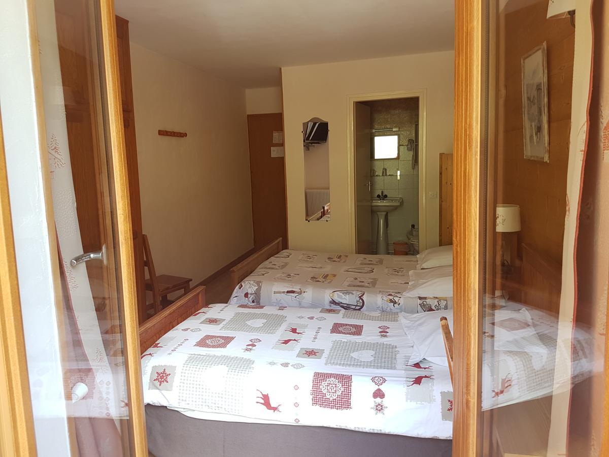 Hotel La Vanoise เบส์ซองส์ ภายนอก รูปภาพ