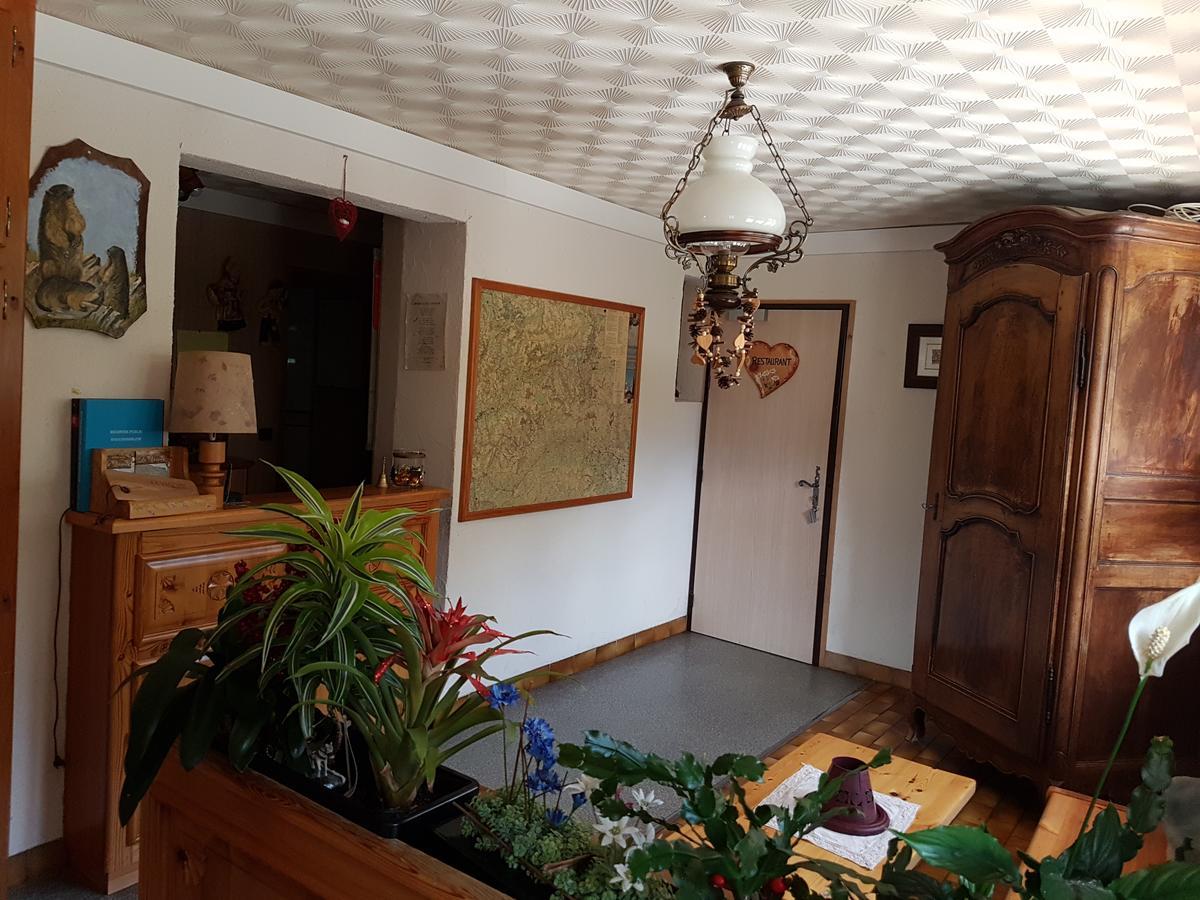 Hotel La Vanoise เบส์ซองส์ ภายนอก รูปภาพ